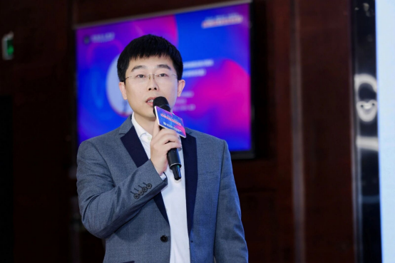 鼎植口腔上海陆家嘴旗舰店执行院长马列